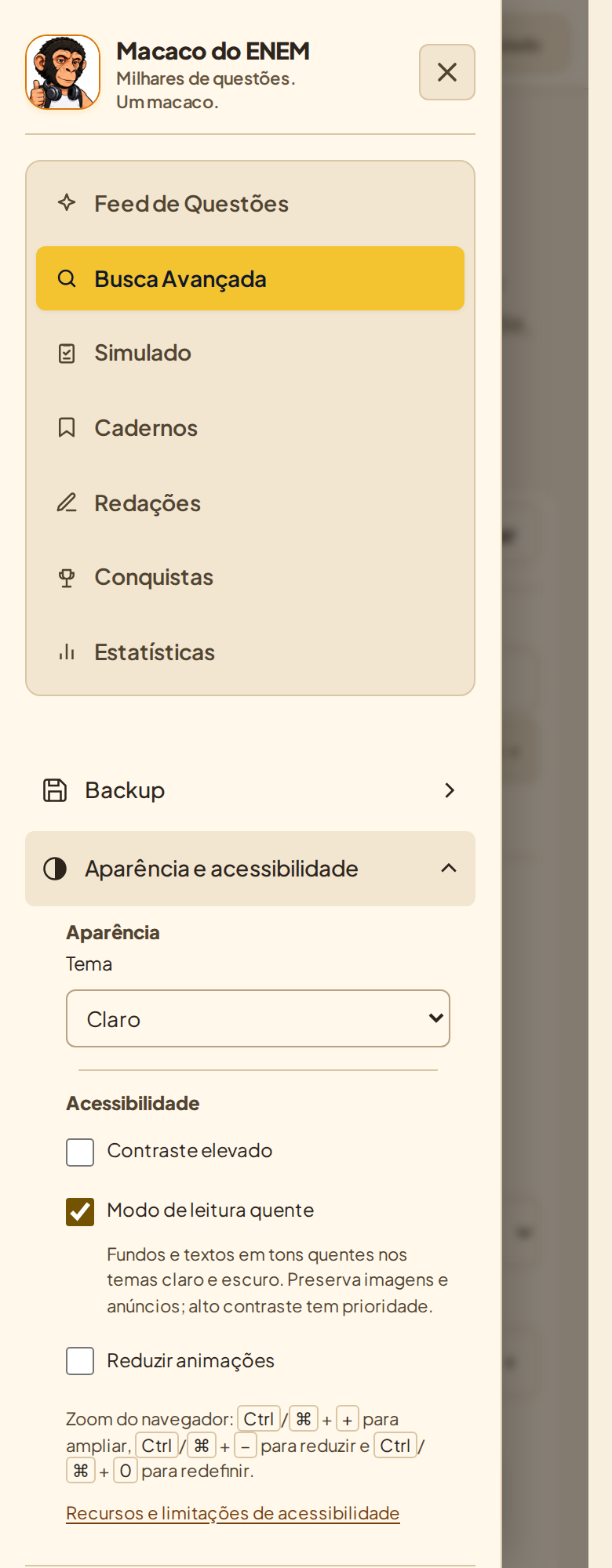 Menu móvel do Macaco do ENEM com Aparência e acessibilidade aberto e Modo de leitura quente marcado.