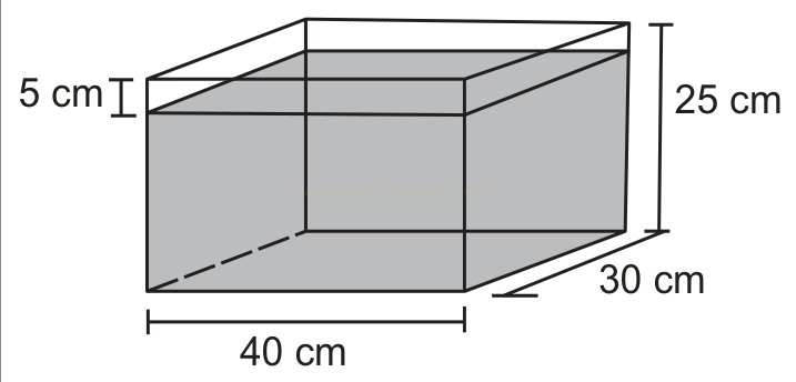 Desenho de uma caixa-d'água retangular de 40 cm por 30 cm por 25 cm, com água até 5 cm abaixo da borda.